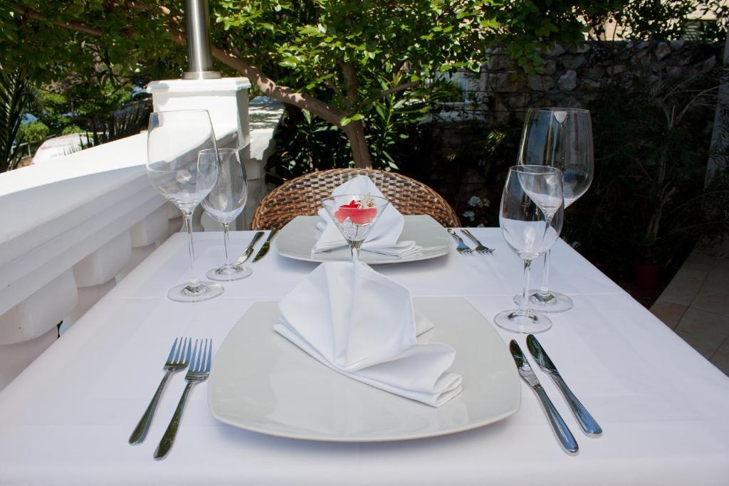 Hotel Vali Dramalj Crikvenica Esterno foto